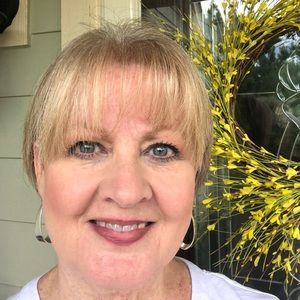 Meet your Posher, Lou